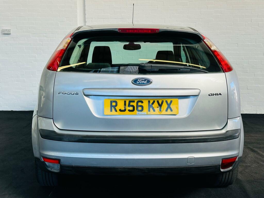 Ford Focus 1.6 Ghia Silver #6