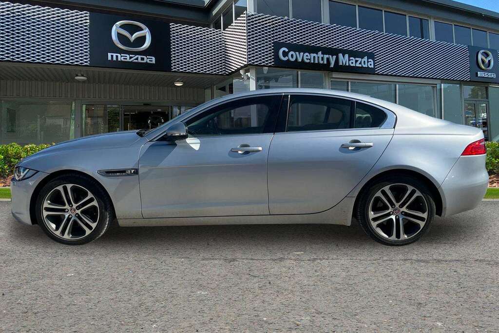 Jaguar XE 2.0I Portfolio Saloon Euro 6 Ss BX18XYO Silver #4