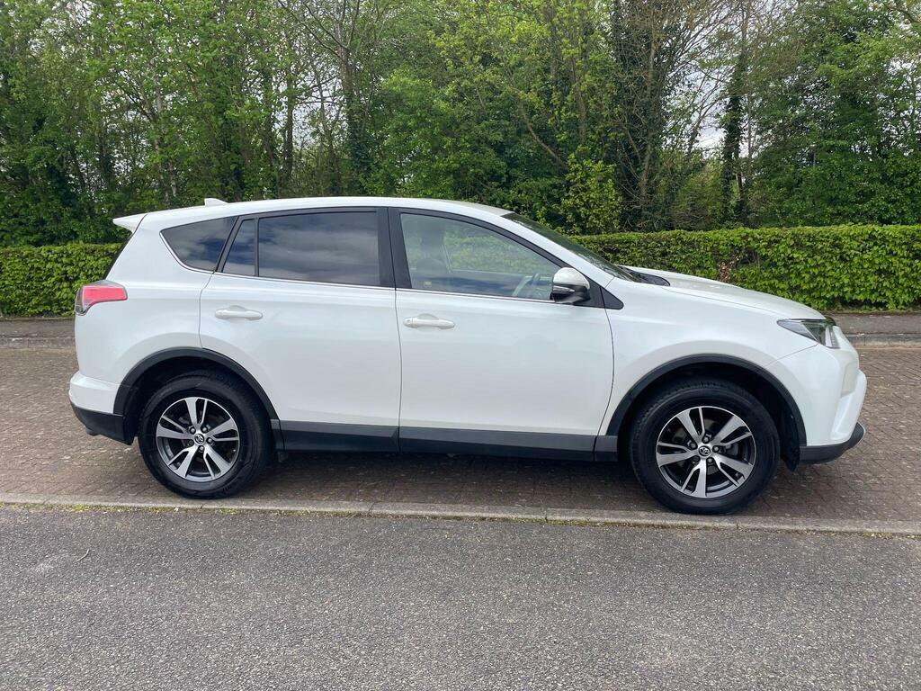 Toyota Rav 4 2.0 D-4d Business Edition Euro 6 S S E066UAA White #3