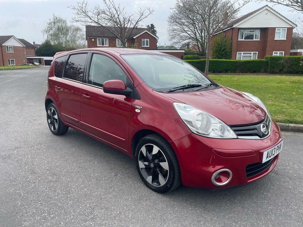 Nissan Note 1.4 16V N-tec Euro 5 Red