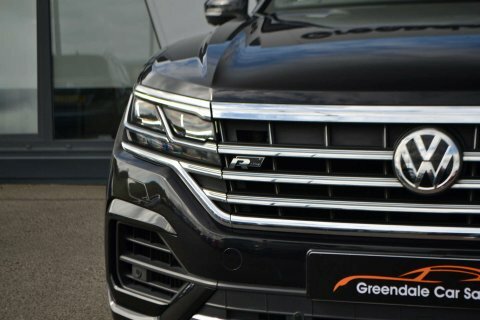 Volkswagen Touareg 3.0 Touareg V6 Black #6
