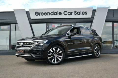 Volkswagen Touareg 3.0 Touareg V6 Black #2