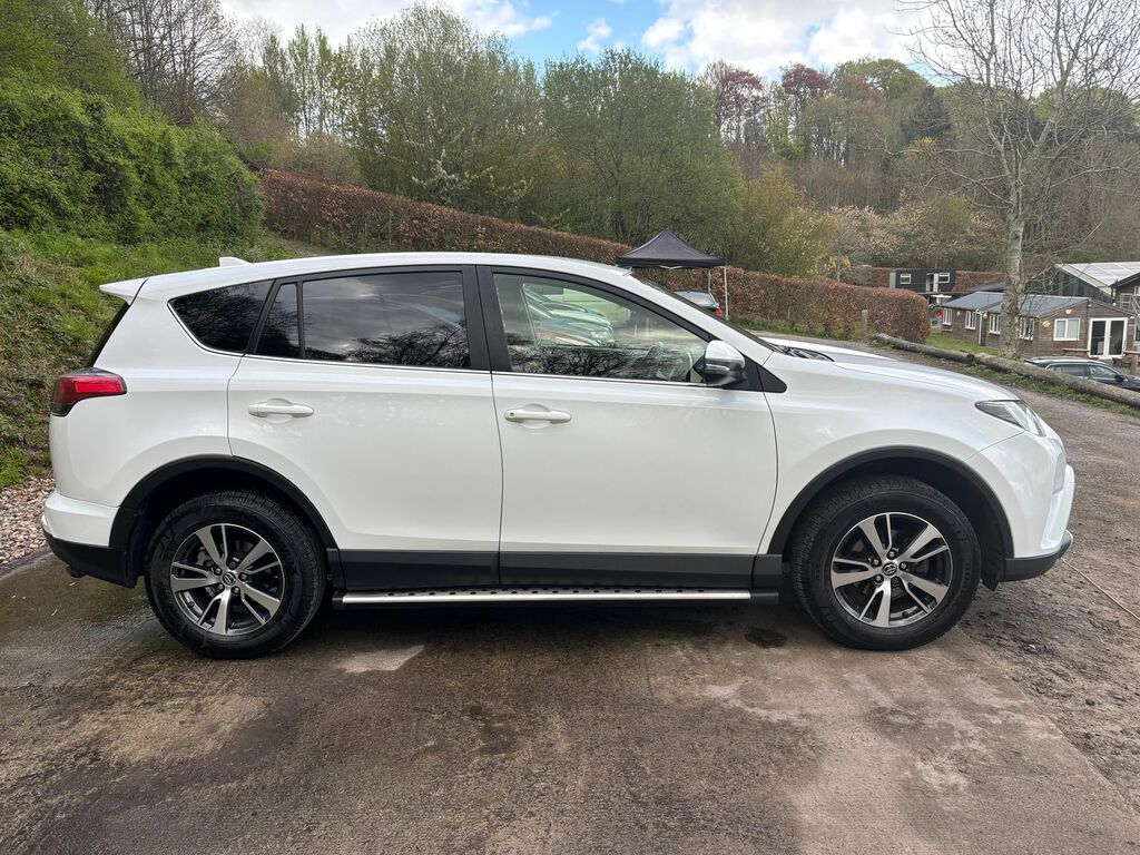 Toyota Rav 4 2.0 D-4d Business Edition Suv Eu EJ66CVY White #4