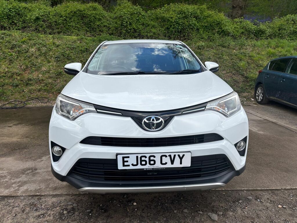 Toyota Rav 4 2.0 D-4d Business Edition Suv Eu EJ66CVY White #2