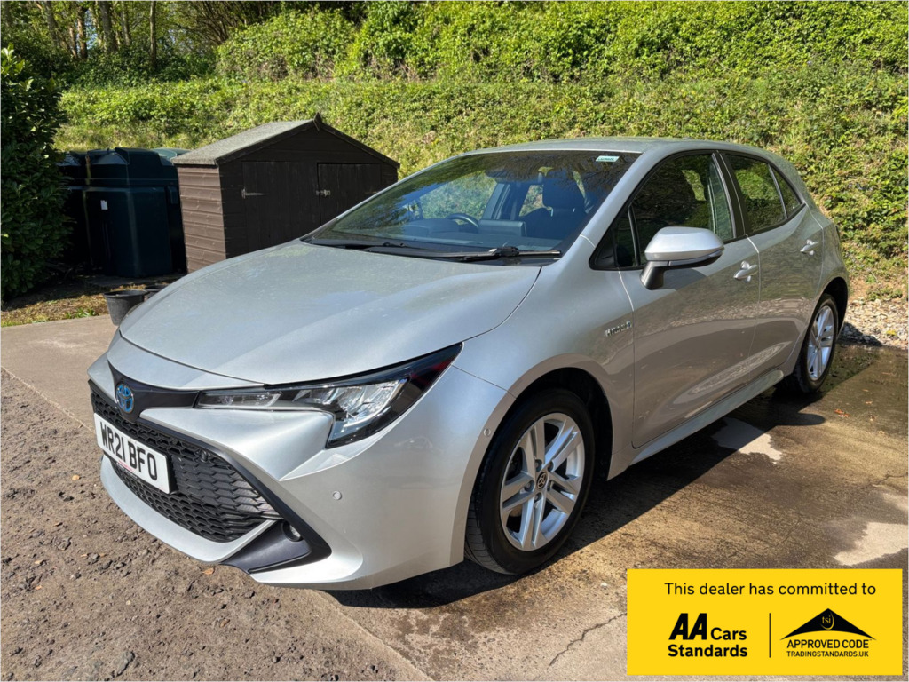 Toyota Corolla 1.8 Vvt-h Gpf Icon Tech Hatchback Hybri Silver