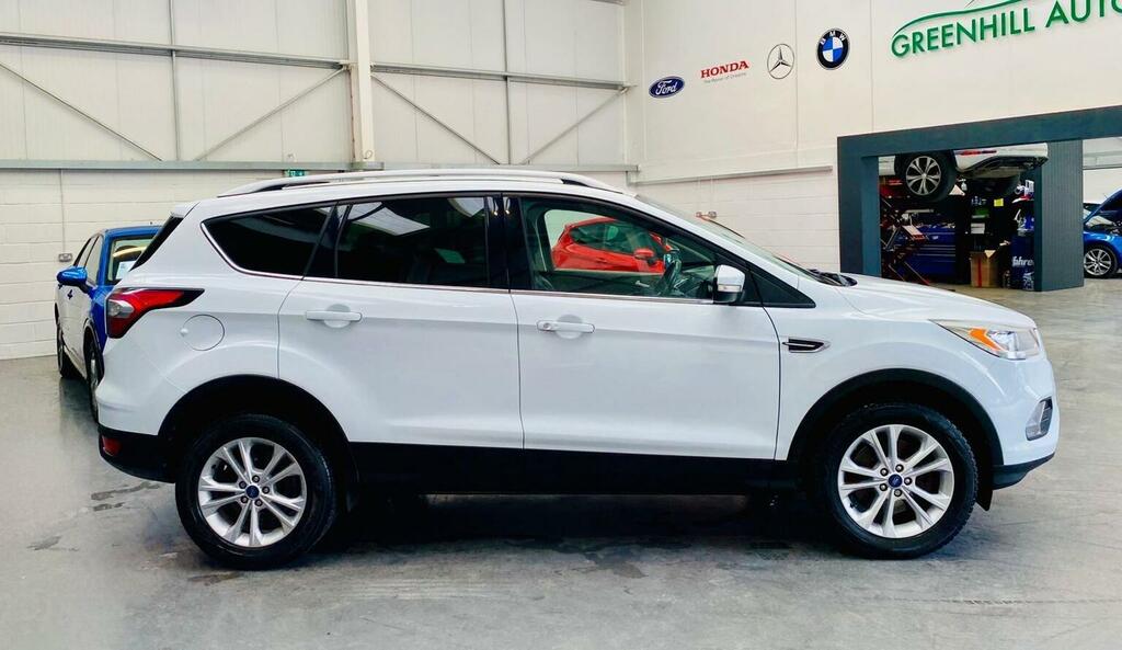 Ford Kuga Suv 1.5 Tdci Titanium Euro 6 Ss 201717 BJ17BUF White #5