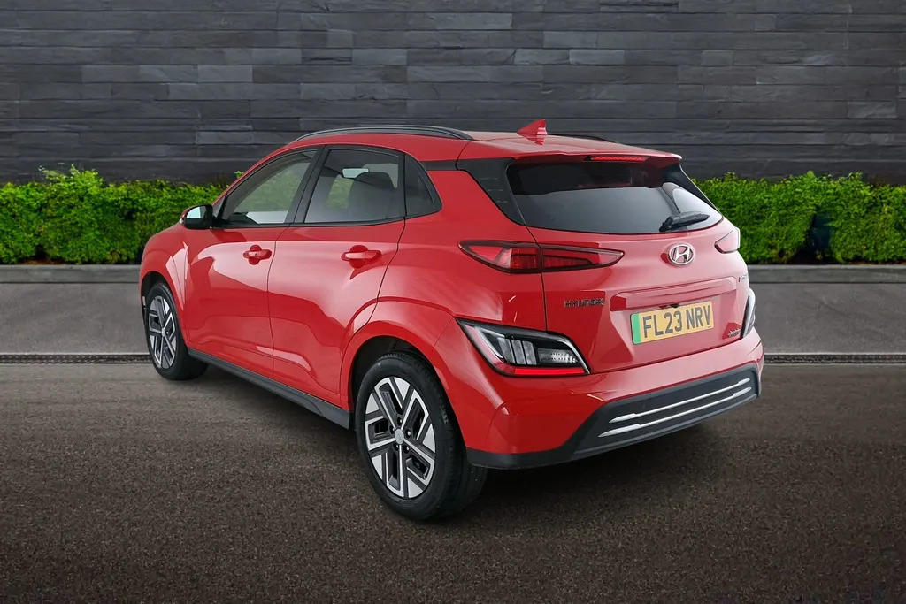 Hyundai Kona Hatchback 150Kw Ultim FL23NRV Red #5