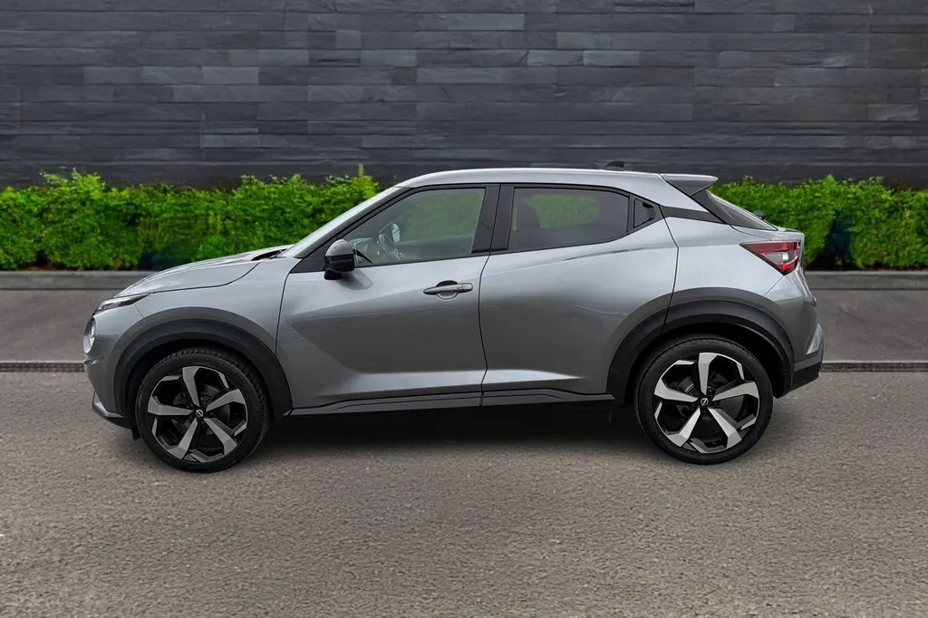 Nissan Juke Juke Hatchback 1.0 Dig-t 114 T BC22HWE Grey #4