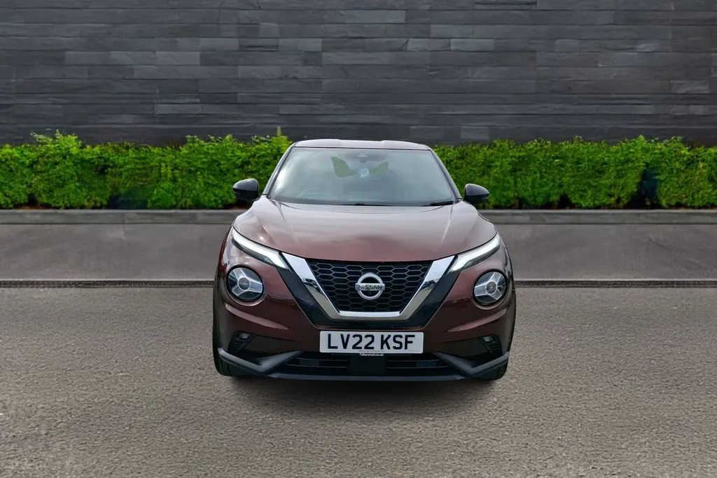 Nissan Juke 1.0 Dig-t 114 Tekna Dct LV22KSF Red #2