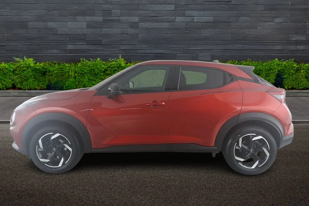 Nissan Juke Hatchback 1.0 Dig-t 114 N-conn DG23MWJ Red #4