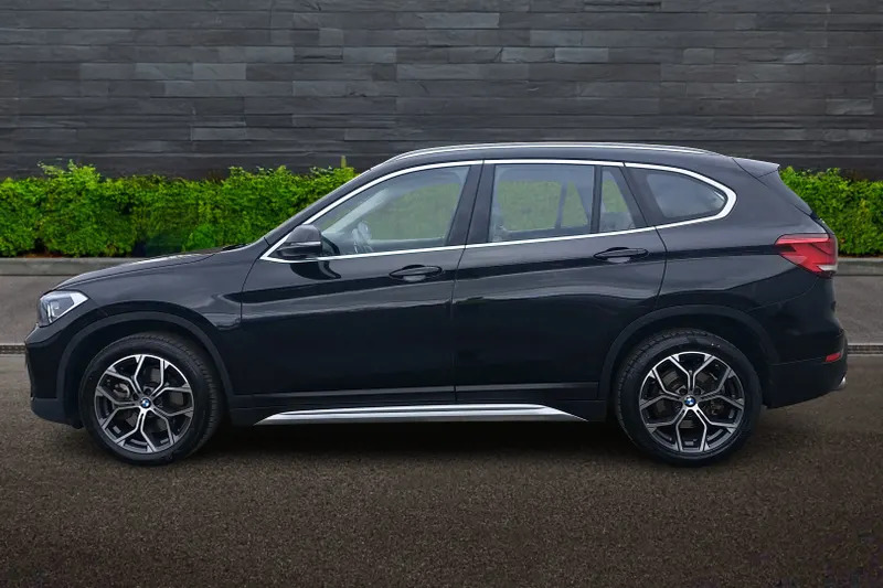 BMW X1 Estate Sdrive 20I Xline St LB21FMC Black #3