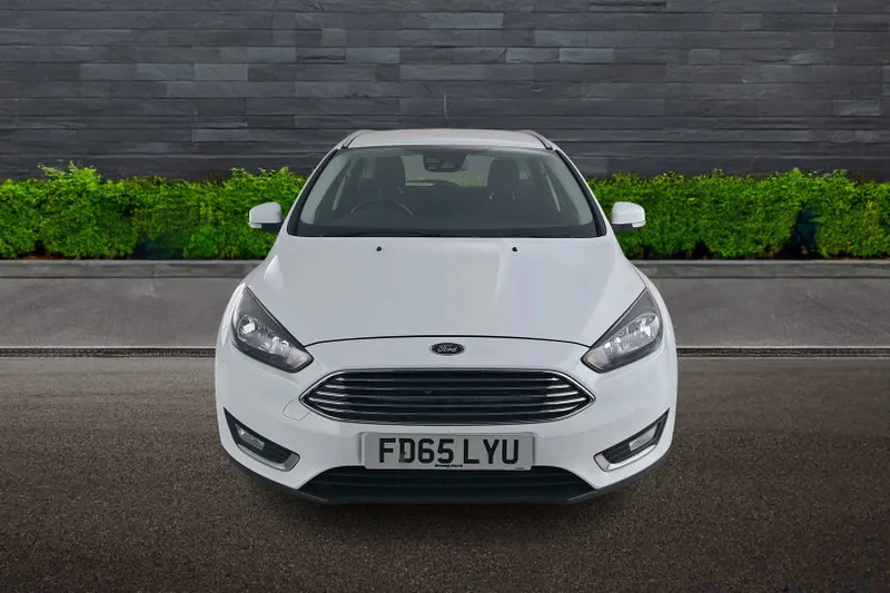 Ford Focus Estate 1.6 125 Titanium Po White #2