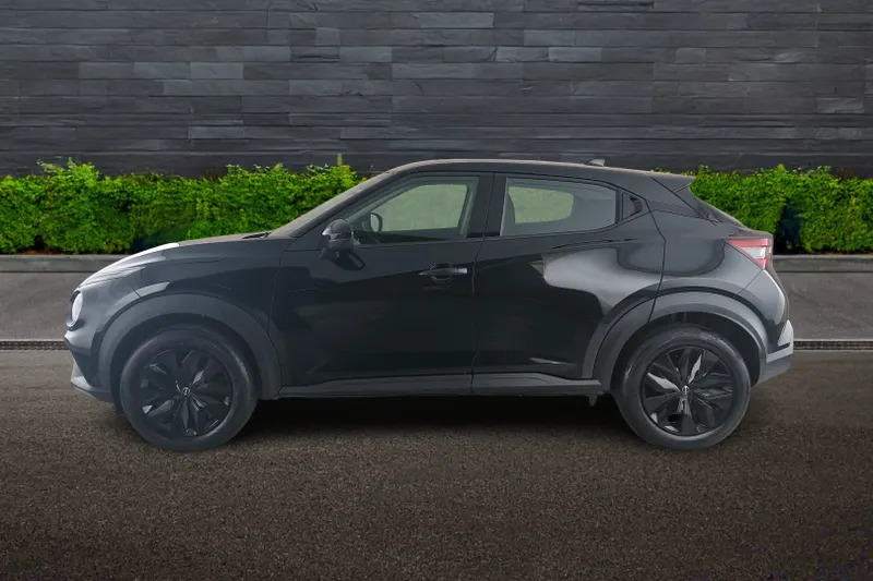 Nissan Juke Hatchback 1.0 Dig-t Acenta Pre PE75ZTX Black #4