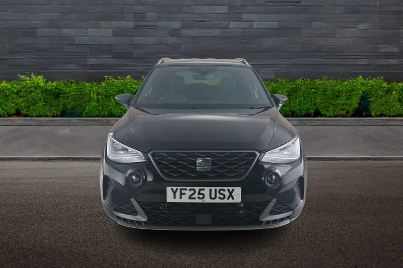 Seat Arona Hatchback 1.0 Tsi 115 Fr Sport YF25USX Black #2