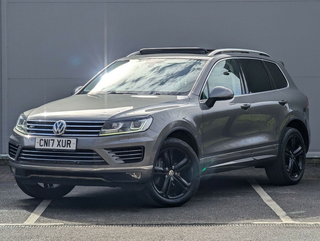 Volkswagen Touareg 3.0 Tdi V6 Bluemotion Tech R-line Plus Tiptronic 4 CN17XUR  #4