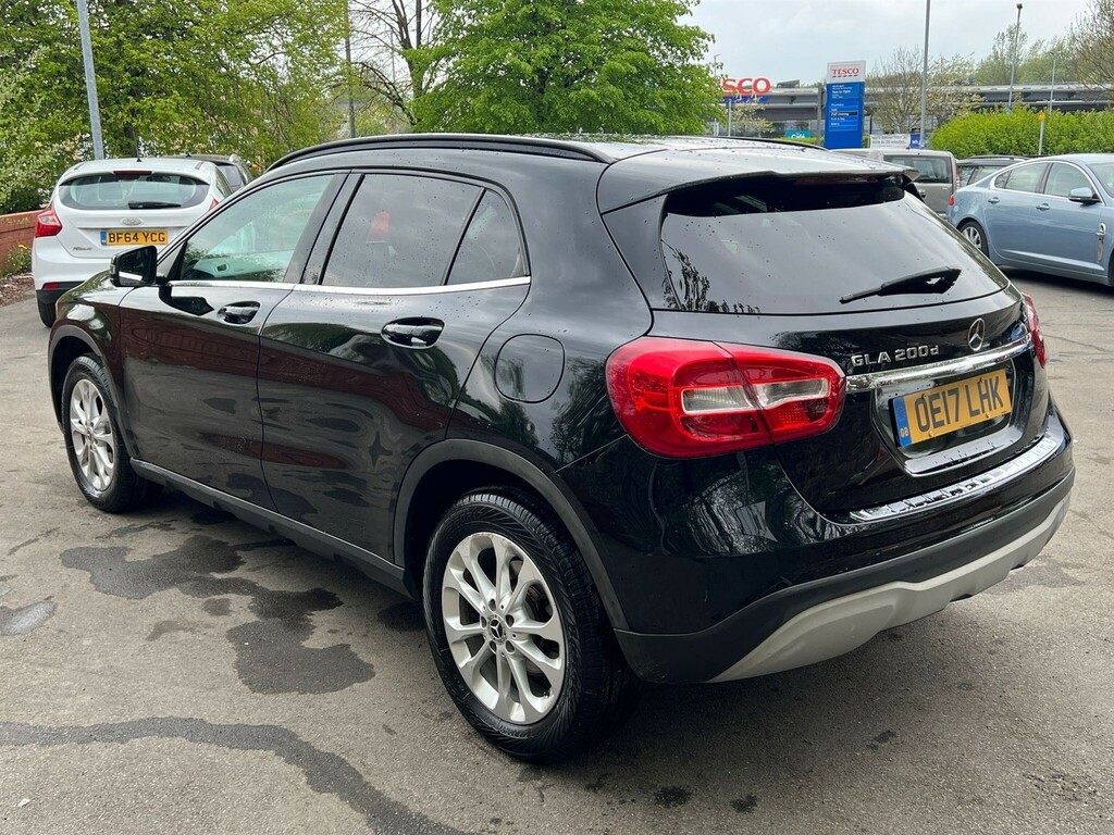 Mercedes-Benz GLA Class 2.1 D Se 7G-dct Euro 6 Ss OE17LHK #2