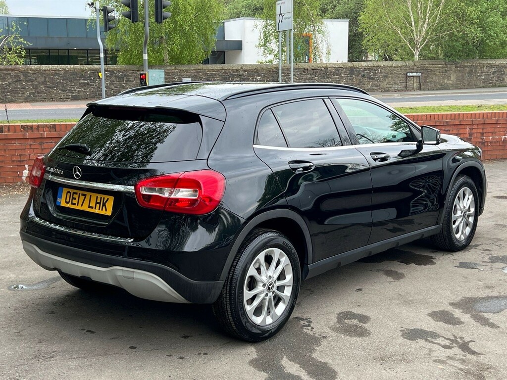 Mercedes-Benz GLA Class 2.1 D Se 7G-dct Euro 6 Ss OE17LHK #3