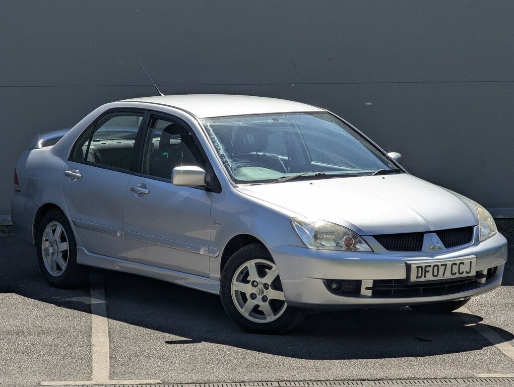 Mitsubishi Lancer Lancer Silver #1