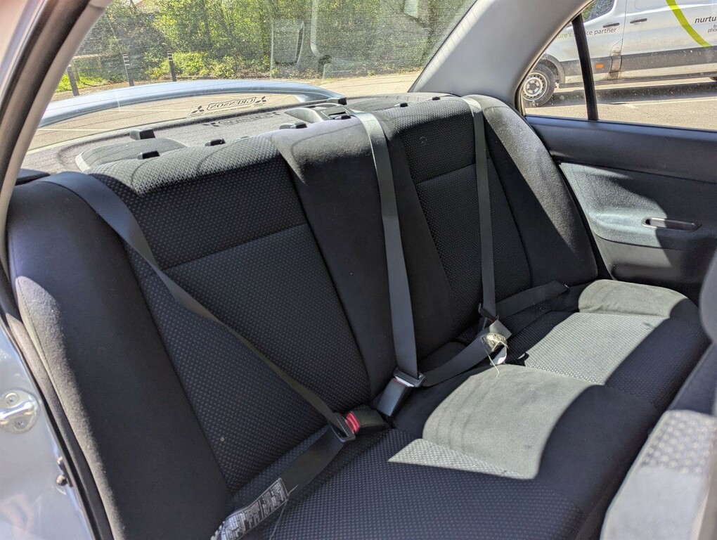 Mitsubishi Lancer Lancer Silver #8