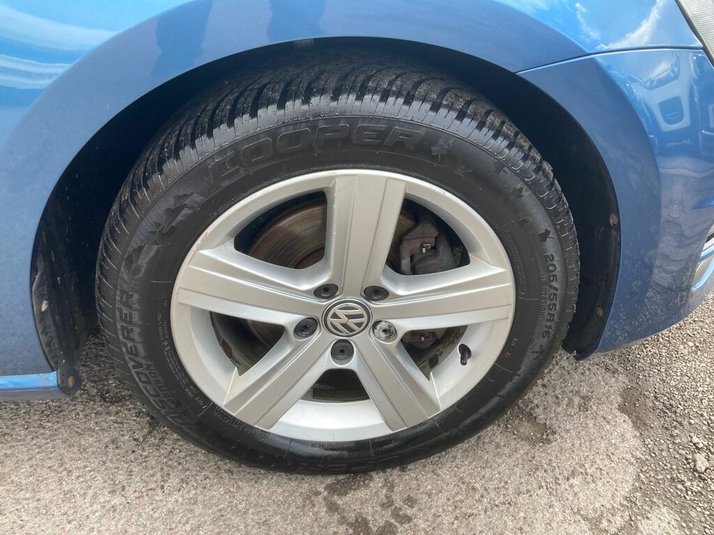 Volkswagen Golf 1.6 Tdi Bluemotion Tech Match Hatchback BT65SKE Blue #4