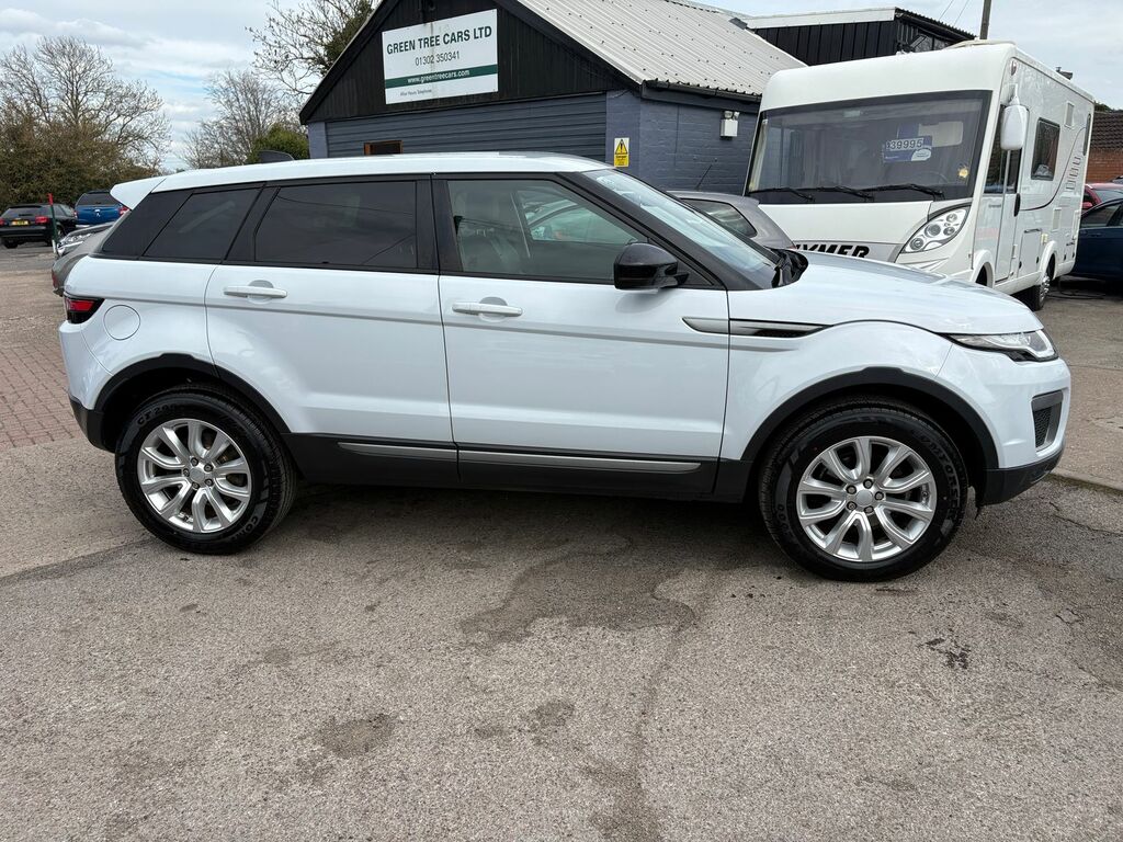 Land Rover Range Rover Evoque 2.0 Ed4 Se Suv Fwd Euro 6 Ss RJ17MMO White #4