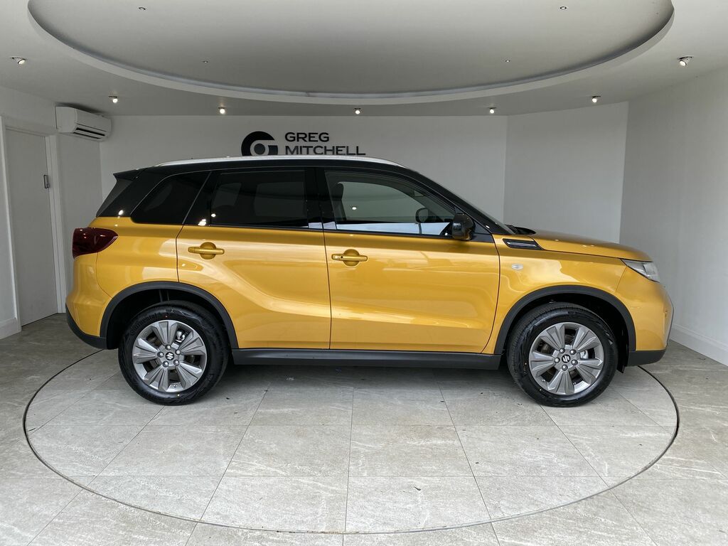 Suzuki Vitara 1.4 Boosterjet Mhev 109 Motion Black #4