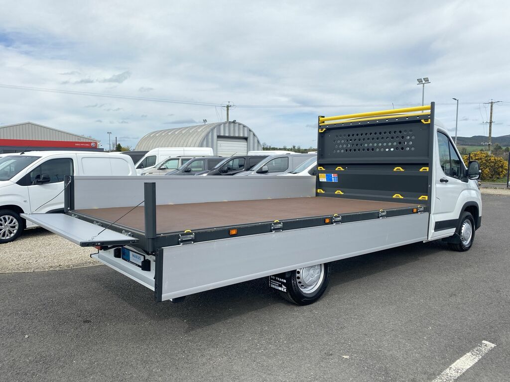 Maxus Deliver 9 L4 Chassis Cc Rwd White #6
