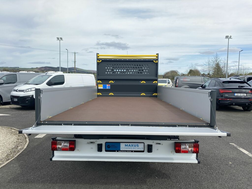 Maxus Deliver 9 L4 Chassis Cc Rwd White #5