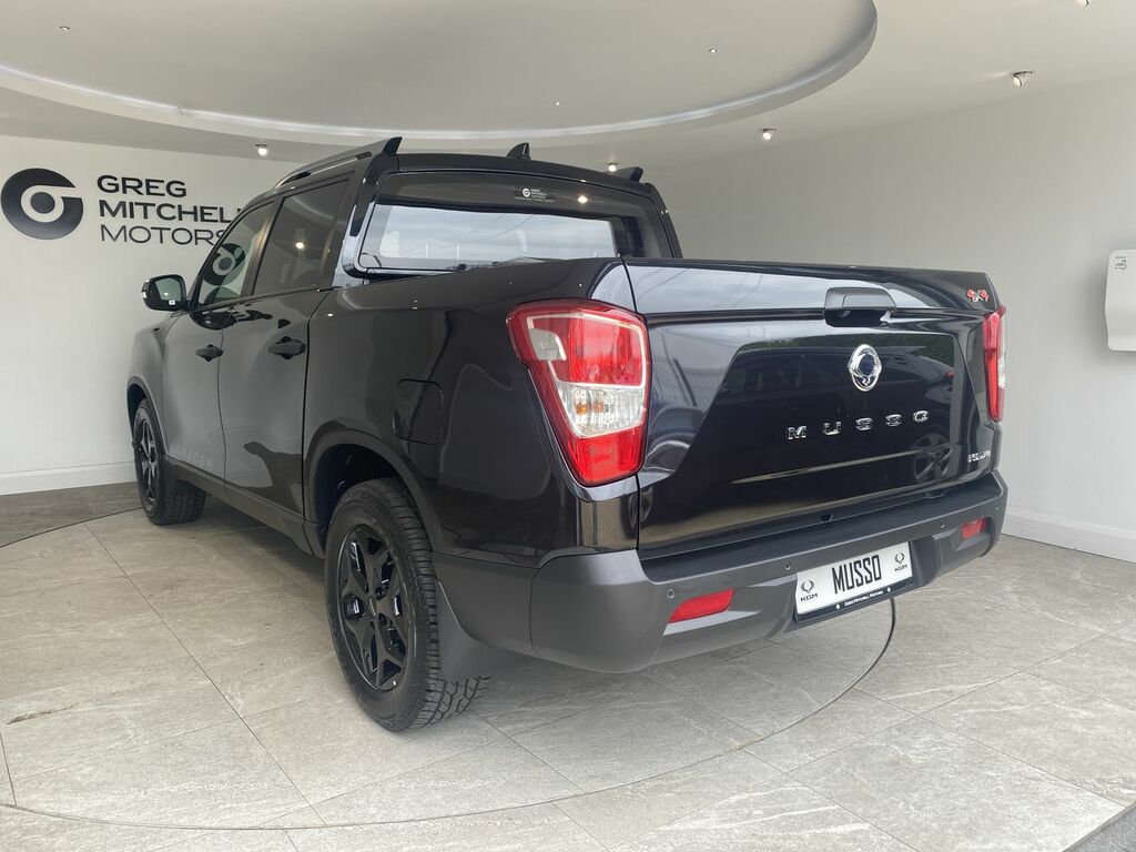 SsangYong Musso 2.2 Double Cab Pick Up Saracen Black #5
