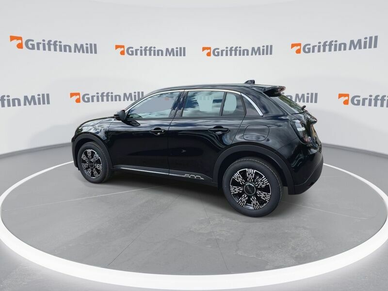 Fiat 600 1.2 Mhev Suv Hybrid E-dct Euro 6 Ss Black #5