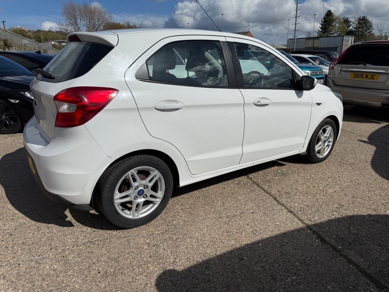 Ford KA+ Zetec White #4