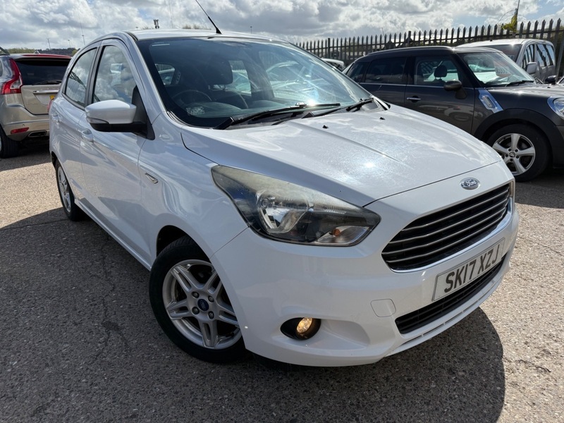 Ford KA+ Zetec White