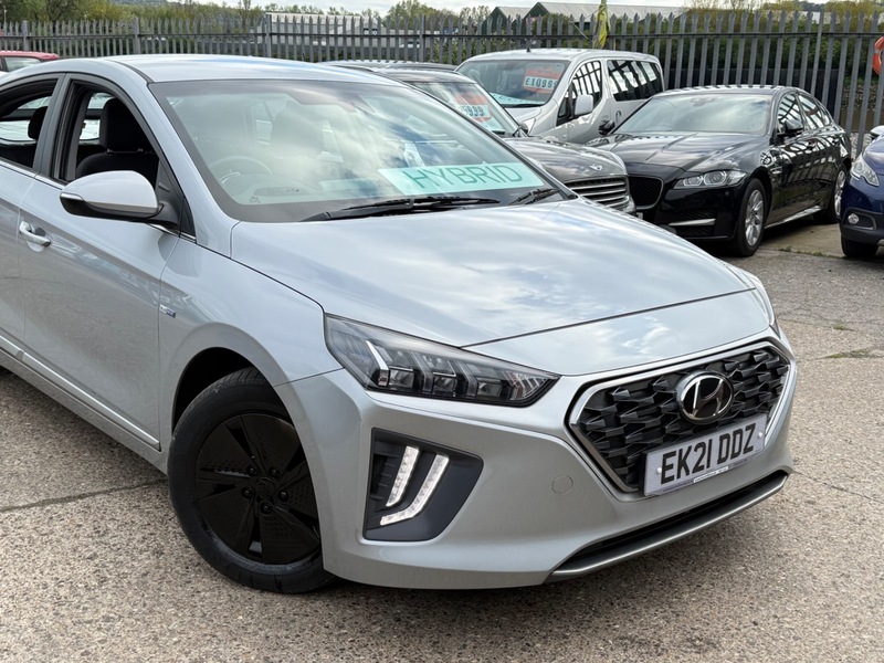 Hyundai Ioniq Premium Silver