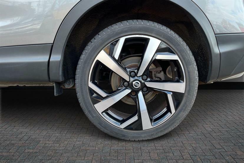 Nissan Qashqai 1.2 Dig-t Tekna PE18EFB Silver #5