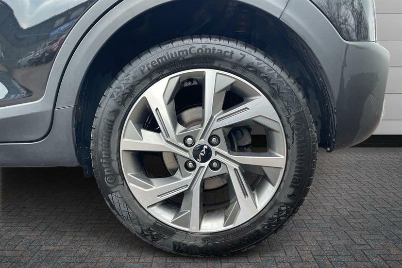 Kia Stonic 1.0T Gdi 48V 98 Gt-line S Dct DU24KTO Black #5