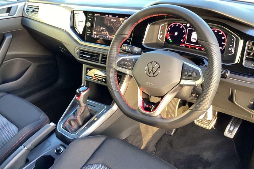 Volkswagen Polo 2.0 Tsi Gti Dsg EF75ULC Red #6