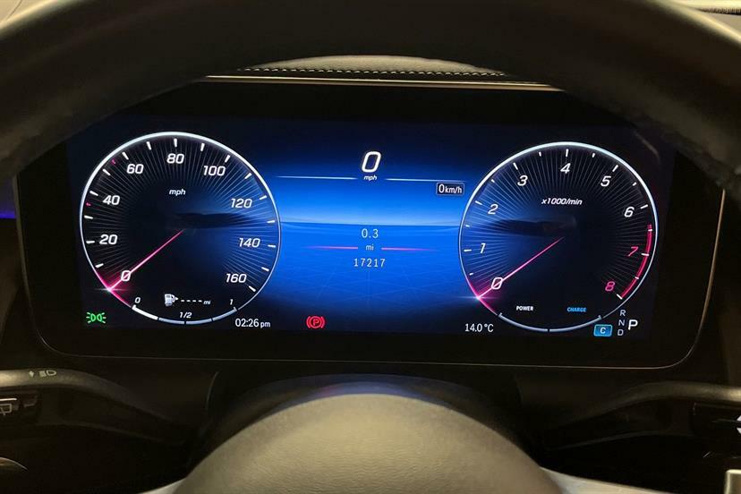 Mercedes-Benz GLC Class 300 4Matic Amg Line Premium Plus 9G-tronic KW23LMK Red #6