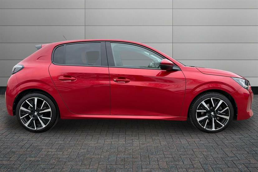 Peugeot 208 1.2 Puretech 100 Allure Premium AE70XKZ Red #4