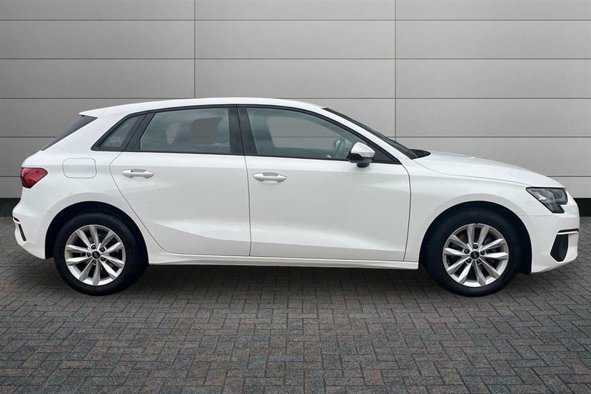 Audi A3 30 Tfsi Technik S Tronic KE23UVM White #4