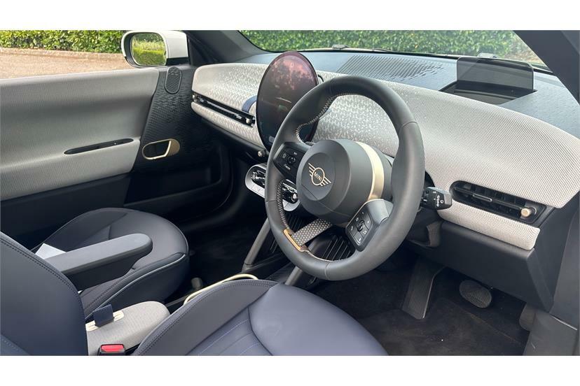Mini Hatch 135Kw E Exclusive Level 1 41Kwh RA25CCX Green #6