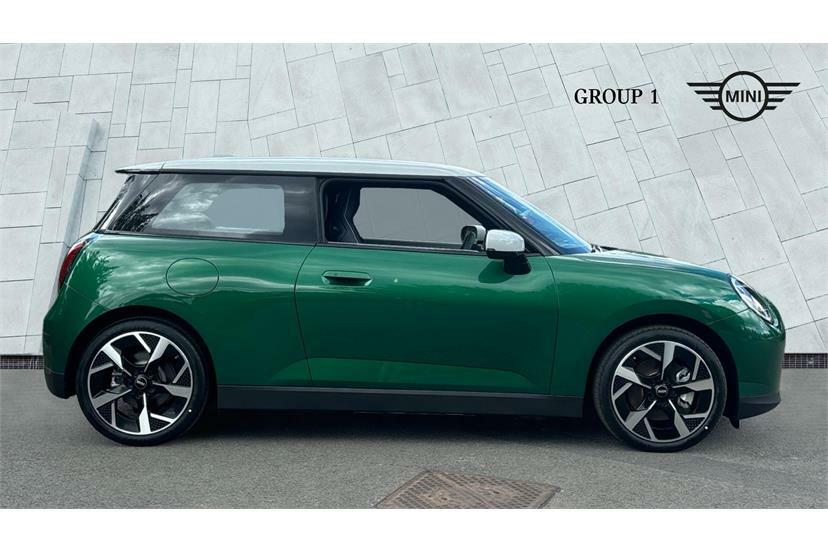 Mini Hatch 135Kw E Exclusive Level 1 41Kwh RA25CCX Green #3