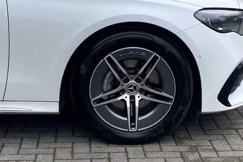 Mercedes-Benz E Class E220d Amg Line 9G-tronic KS25UPC White #4