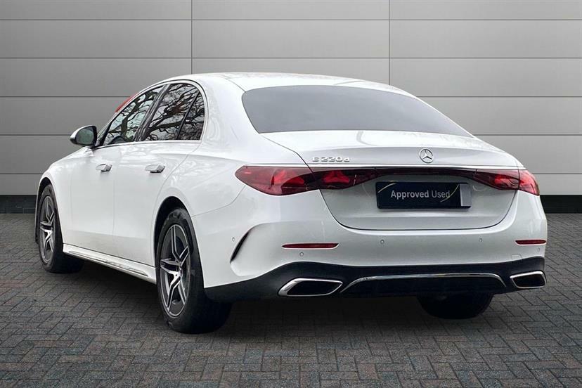 Mercedes-Benz E Class E220d Amg Line 9G-tronic KS25UPC White #2