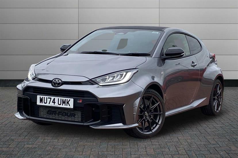 Toyota Yaris 1.6T Awd Silver #3