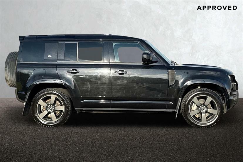 Land Rover Defender 110 3.0 D300 X-dynamic Hse 110 7 Seat KS22OYB Black #5
