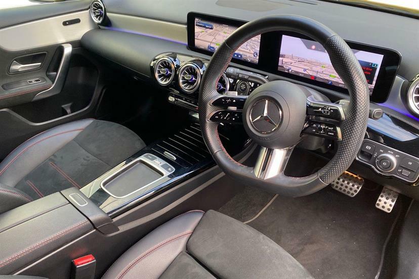 Mercedes-Benz A Class A200 Amg Line Executive DK73VUM Yellow #5