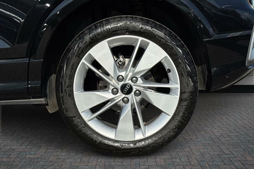 Audi Q2 35 Tfsi S Line S Tronic EA75FLF Black #5