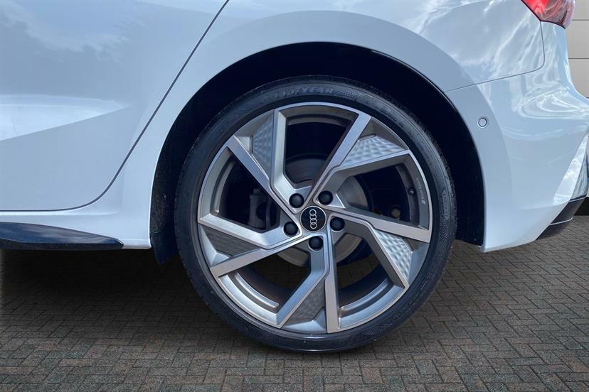 Audi A3 35 Tdi Black Edition S Tronic LN75NZA White #5
