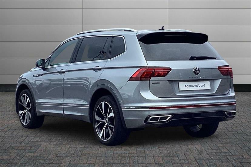 Volkswagen Tiguan Allspace 2.0 Tdi R-line Dsg Silver #3