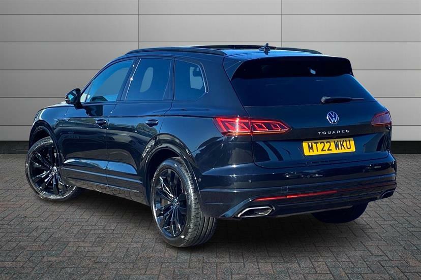 Volkswagen Touareg 3.0 V6 Tsi 4Motion Black Edition Tip MT22WKU Black #3